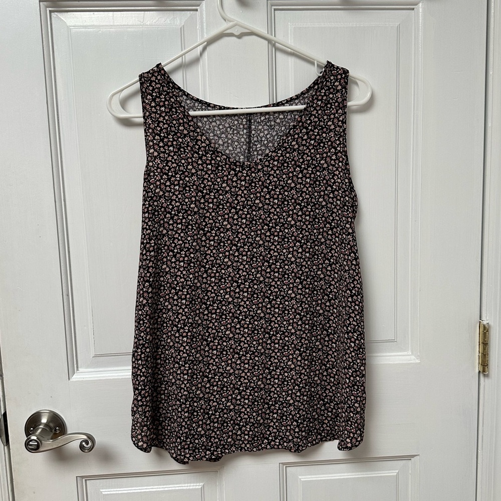 LOFT floral sleeveless blouse top